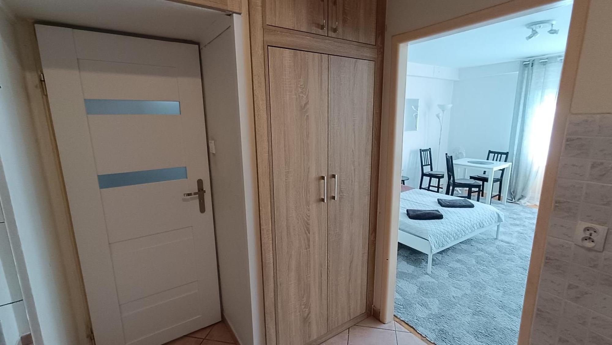 Top Apartamenty Centrum - Metro Rondo Onz Warsawa Bagian luar foto